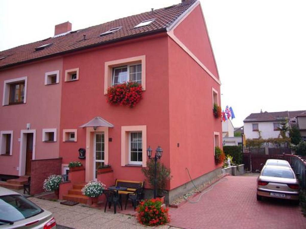 Marit Guest house